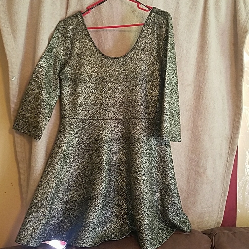 XL black with gold metallic sparkle dress